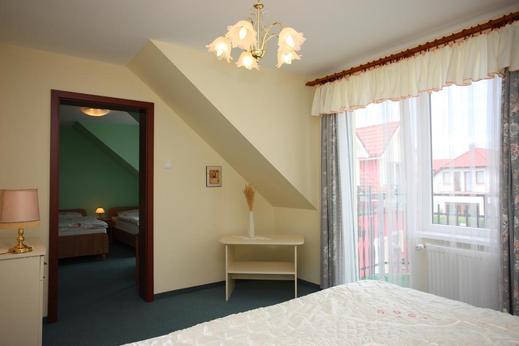 Osrodek Wczasowy Marysia Hotel Niechorze Exterior foto